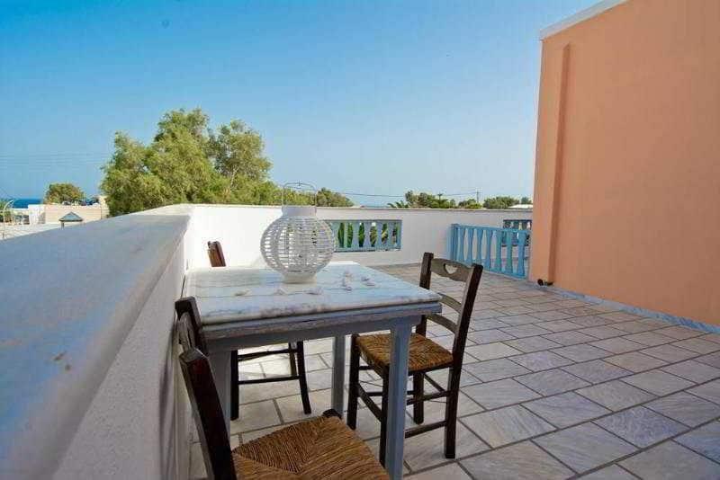 Jojo Beach Hotel & Bar Agios Georgios  Ngoại thất bức ảnh